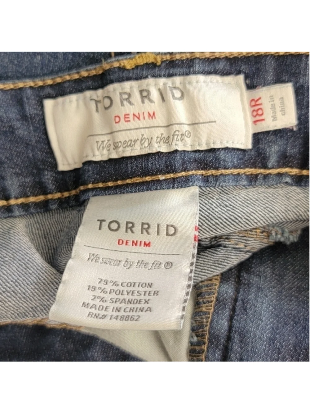 Torrid 18 Skinny Mid Rise Jegging Dark Blue Wash Legging Stretch Jeans Plus